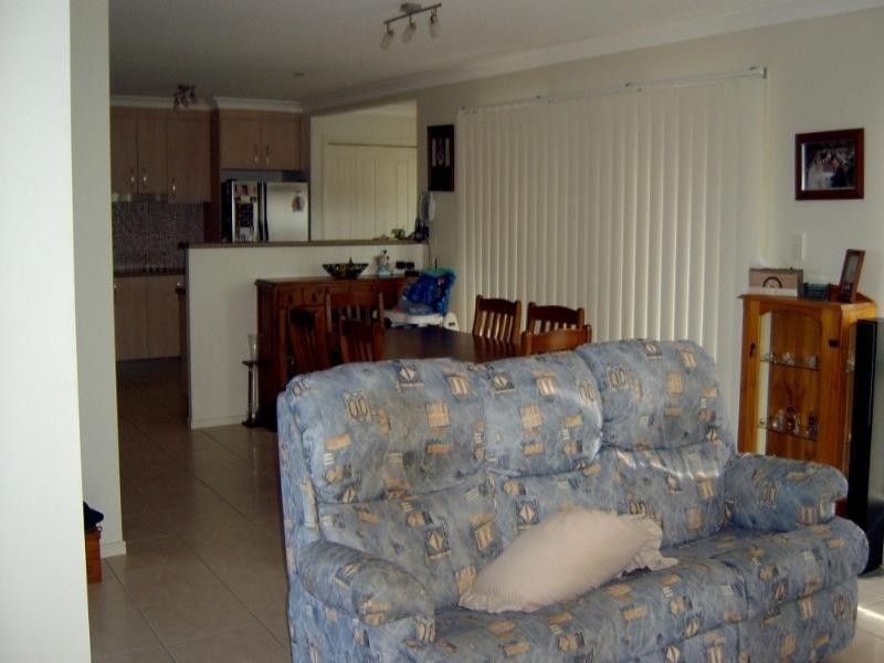 13 Treetops Avenue, Springfield Lakes QLD 4300