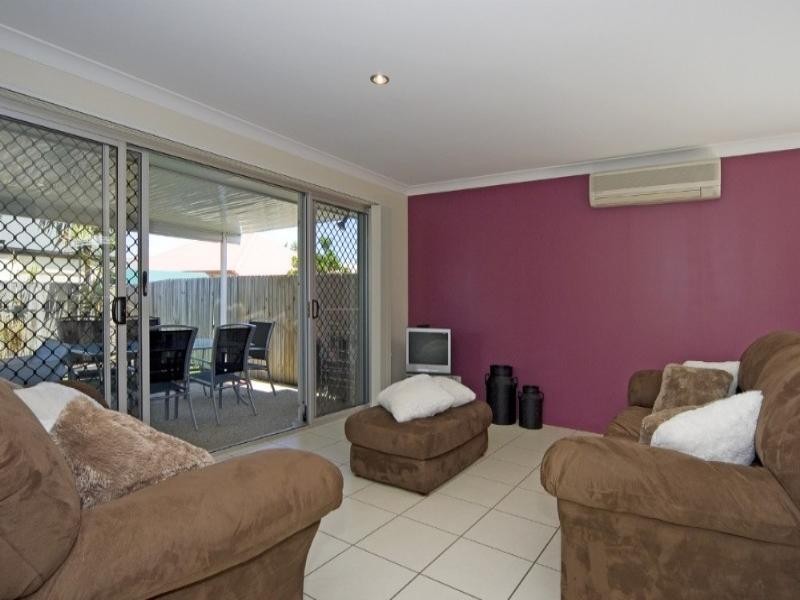 26 Berkshire Crescent, Springfield Lakes QLD 4300