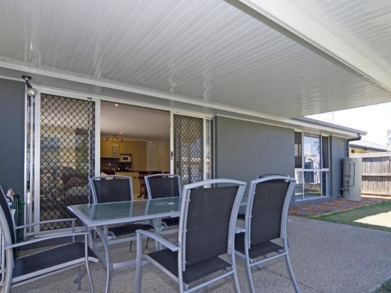 26 Berkshire Crescent, Springfield Lakes QLD 4300