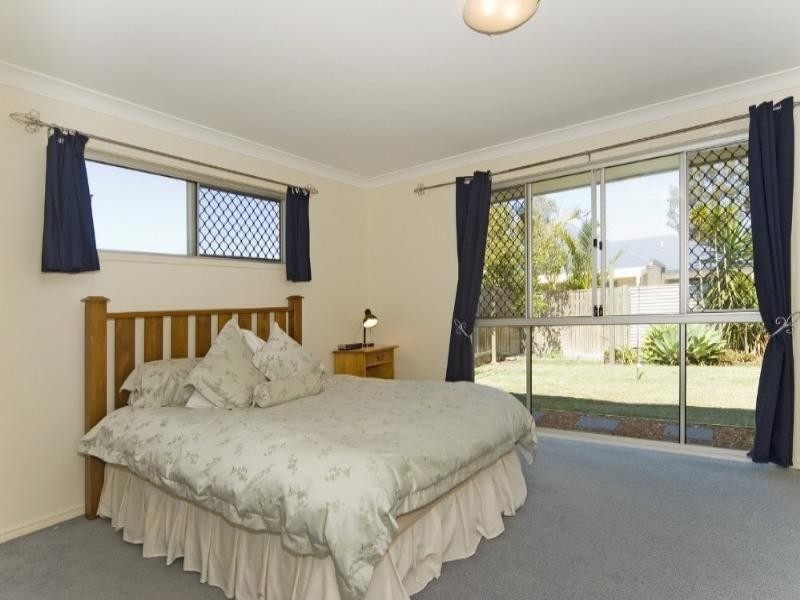 26 Berkshire Crescent, Springfield Lakes QLD 4300