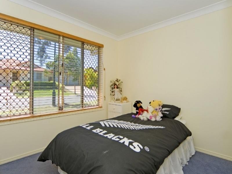 26 Berkshire Crescent, Springfield Lakes QLD 4300