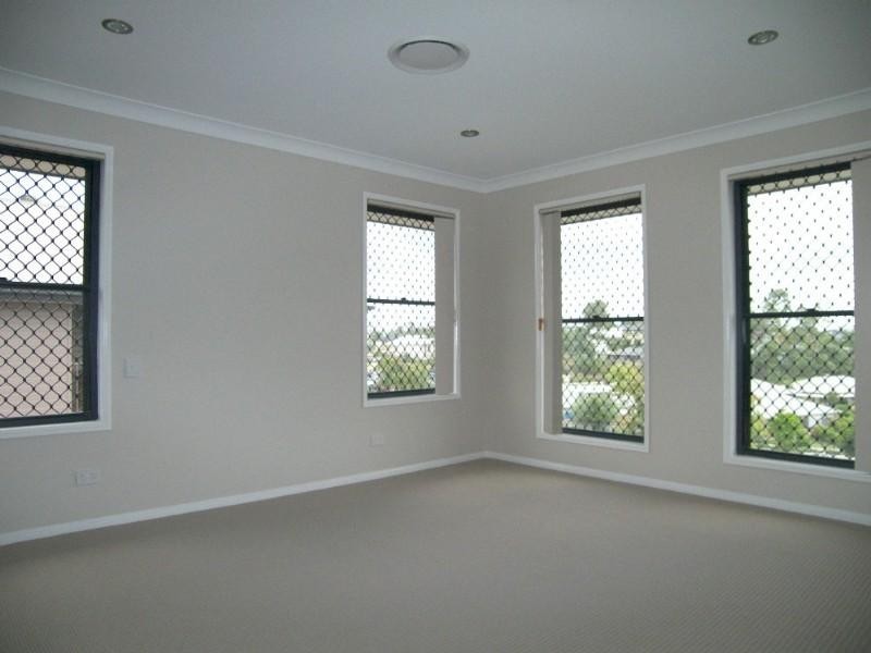 Springfield Lakes QLD 4300