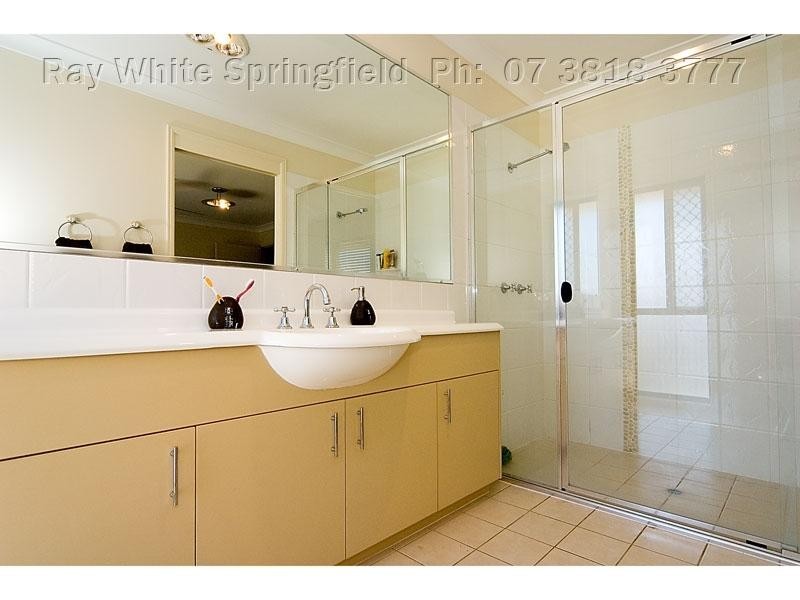 71 Lloyd Bird Crescent, Springfield Lakes QLD 4300