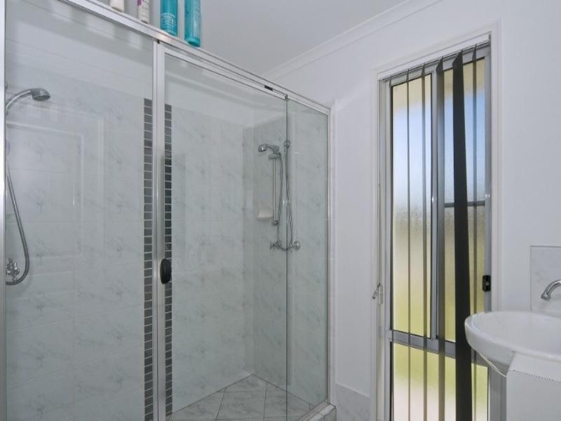 1 McAuley Crescent, Augustine Heights QLD 4300