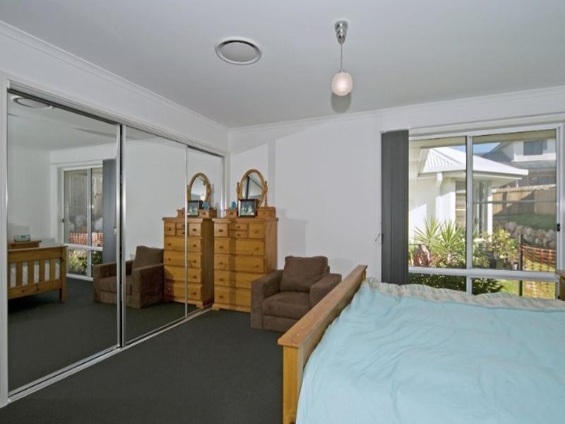 1 McAuley Crescent, Augustine Heights QLD 4300