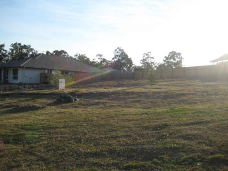 6 Thagaste Close, Augustine Heights QLD 4300
