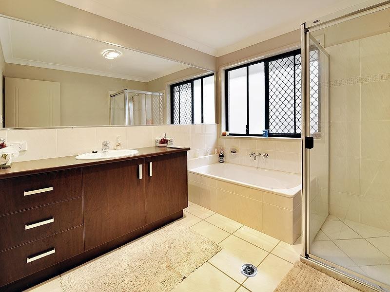 23 Admiral Crescent, Springfield Lakes QLD 4300