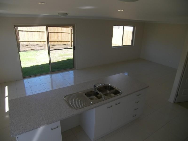 Springfield Lakes QLD 4300