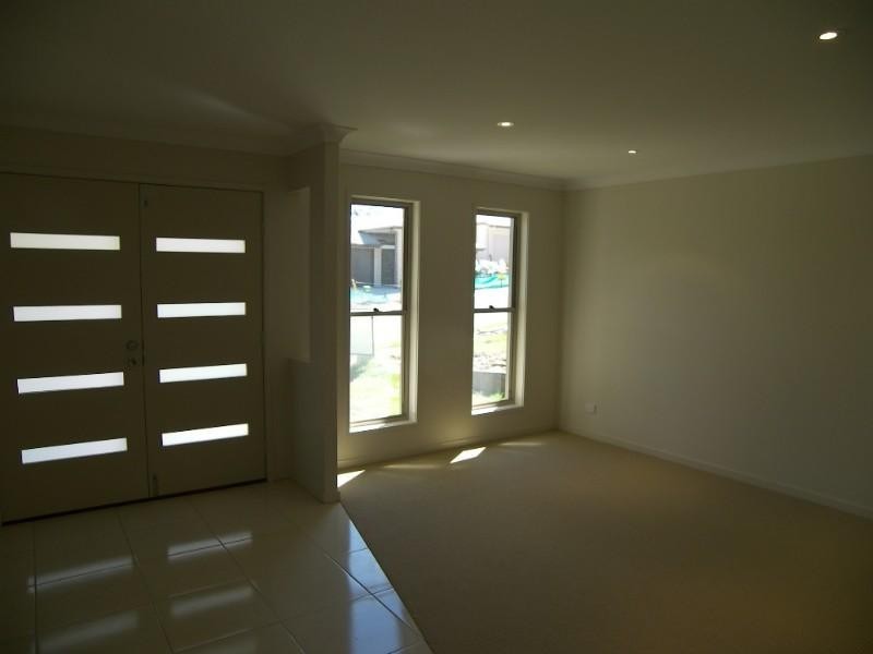 Springfield Lakes QLD 4300