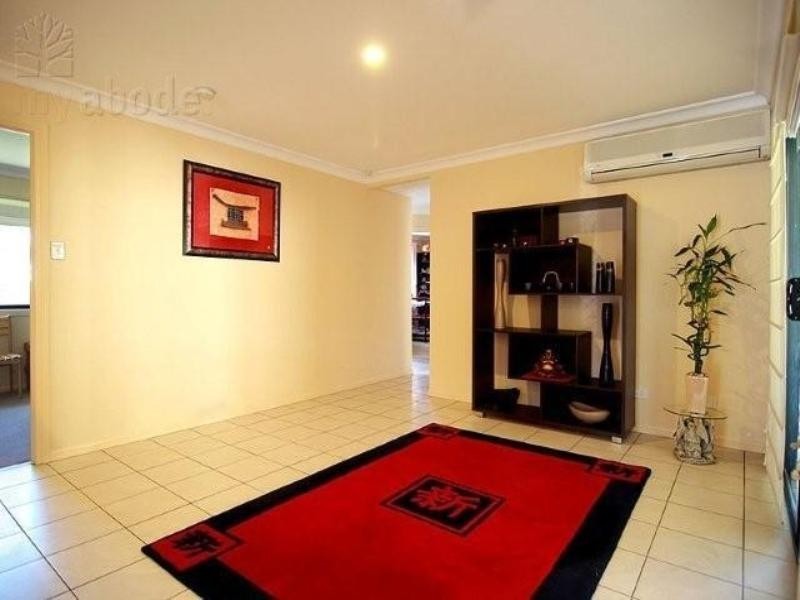 31 Eden Crescent, Springfield Lakes QLD 4300