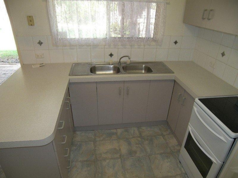 23 Vanessa Court, Camira QLD 4300