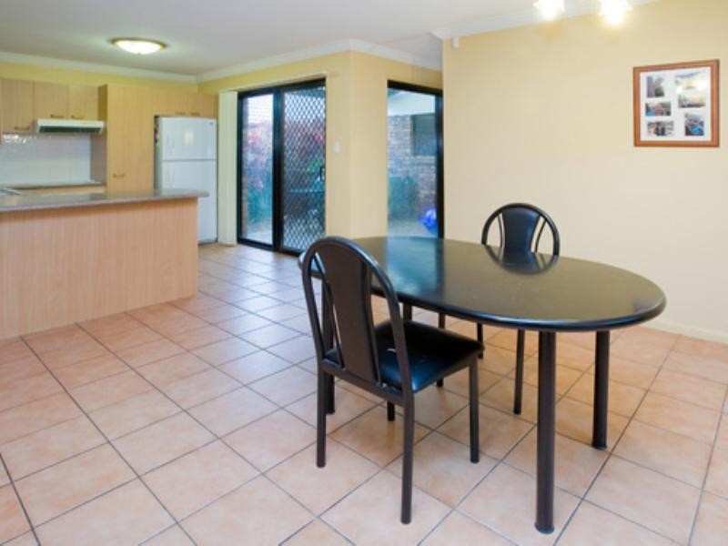 46 St James Street, Forest Lake QLD 4078