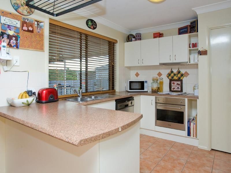 6 Sunview Road, Springfield QLD 4300