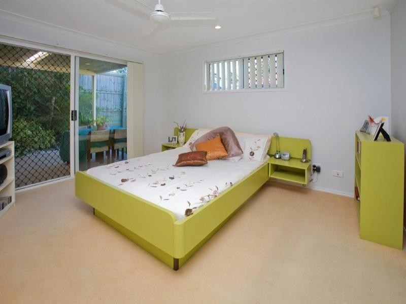 9 Harriet Court, Springfield Lakes QLD 4300