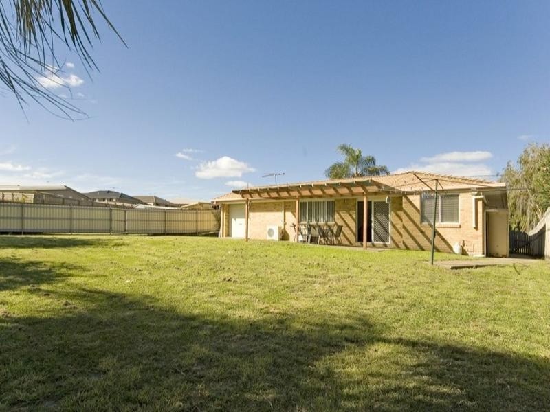 5 Knight Street, Redbank Plains QLD 4301