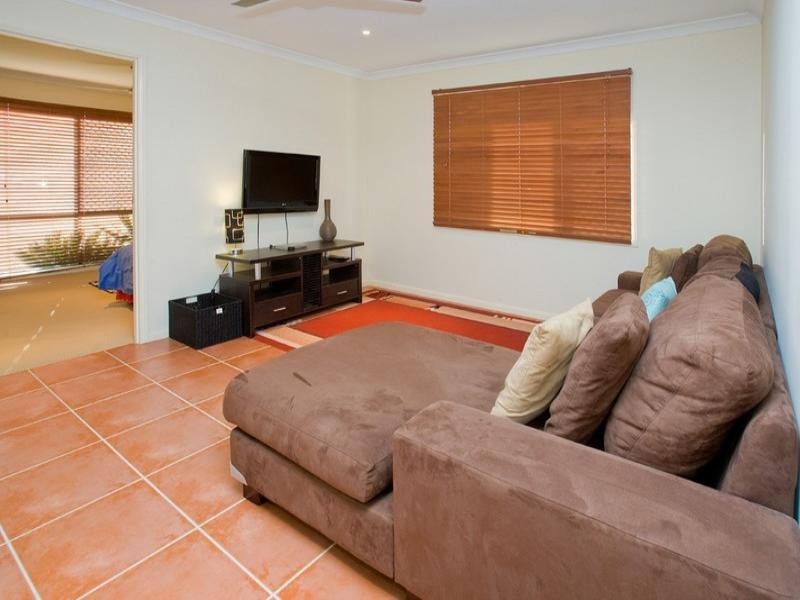 Springfield Lakes QLD 4300