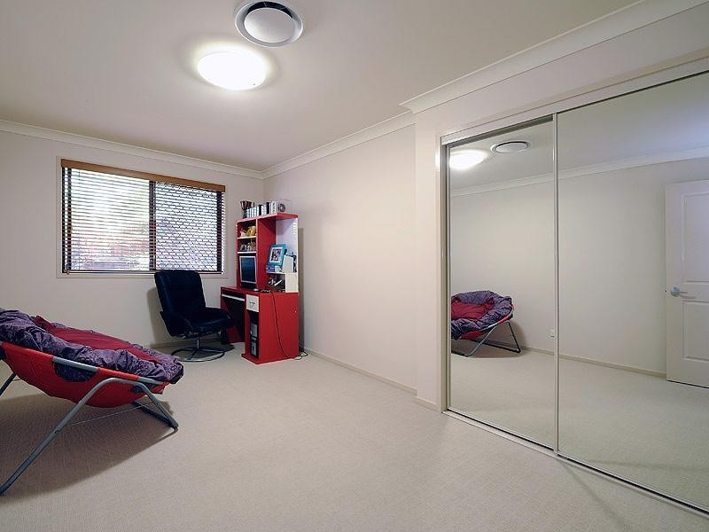 17 De Marce Court, Springfield Lakes QLD 4300