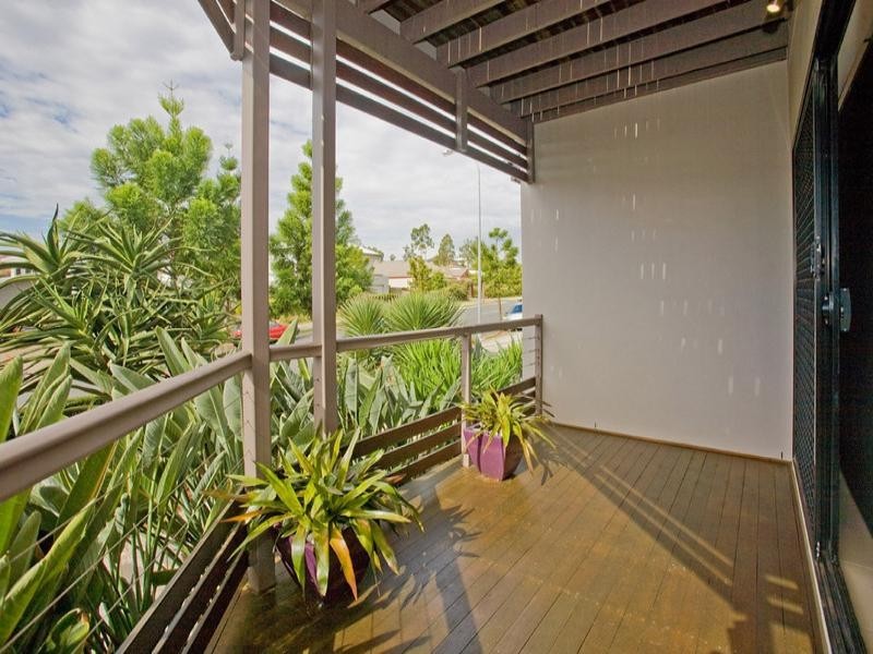 15 Summit Drive, Springfield Lakes QLD 4300