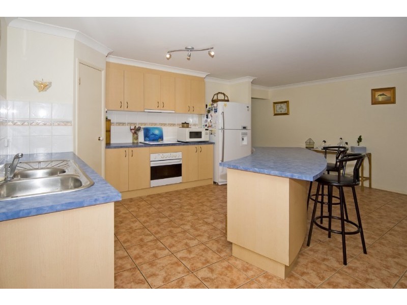 48 Berkshire Place, Springfield Lakes QLD 4300
