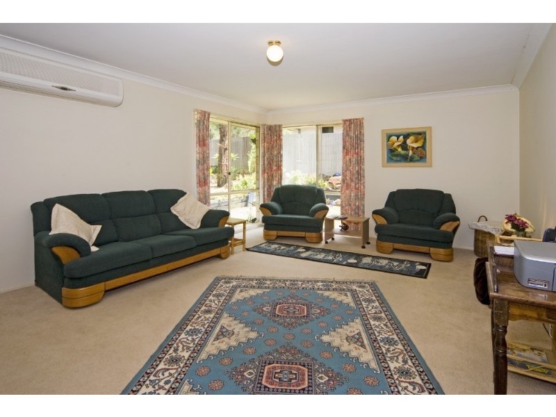 48 Berkshire Place, Springfield Lakes QLD 4300