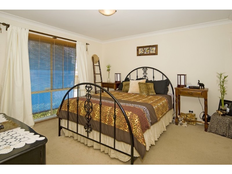 48 Berkshire Place, Springfield Lakes QLD 4300