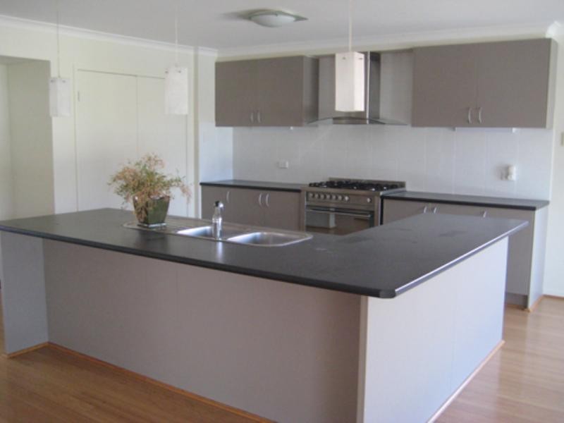 13 Admiral Crescent, Springfield Lakes QLD 4300