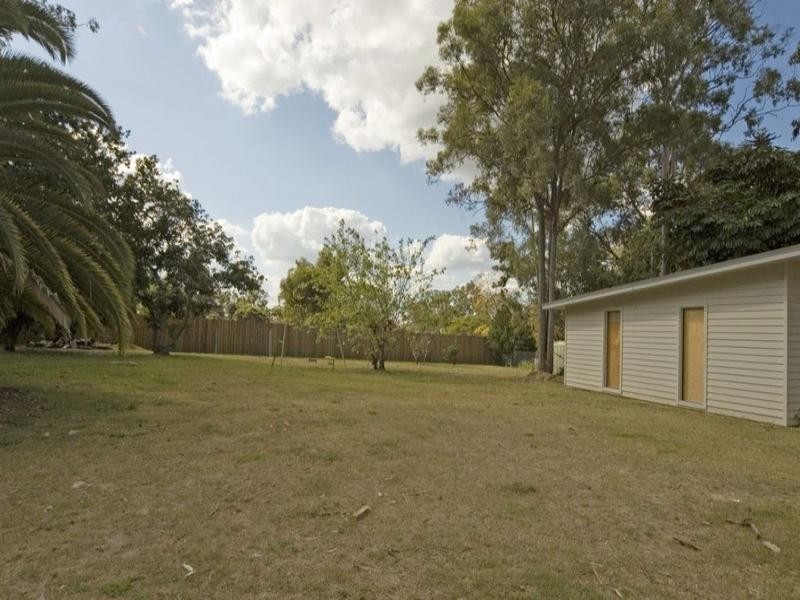 42 Moss Road, Camira QLD 4300