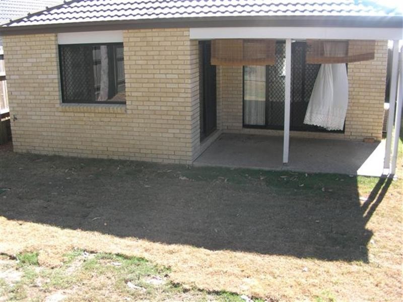 On Jezabel Drive, Springfield Lakes QLD 4300