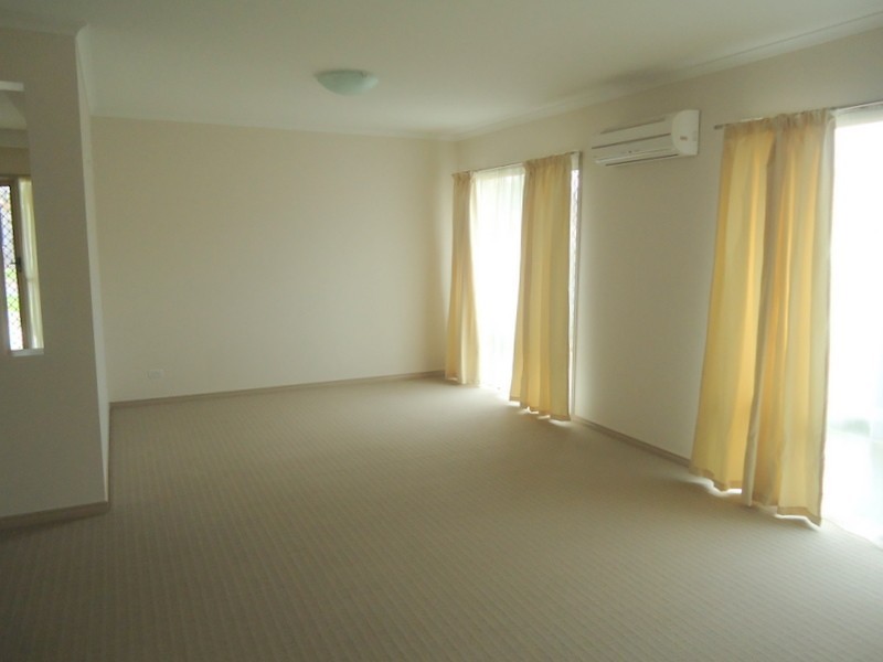 On Karnak Court, Camira QLD 4300