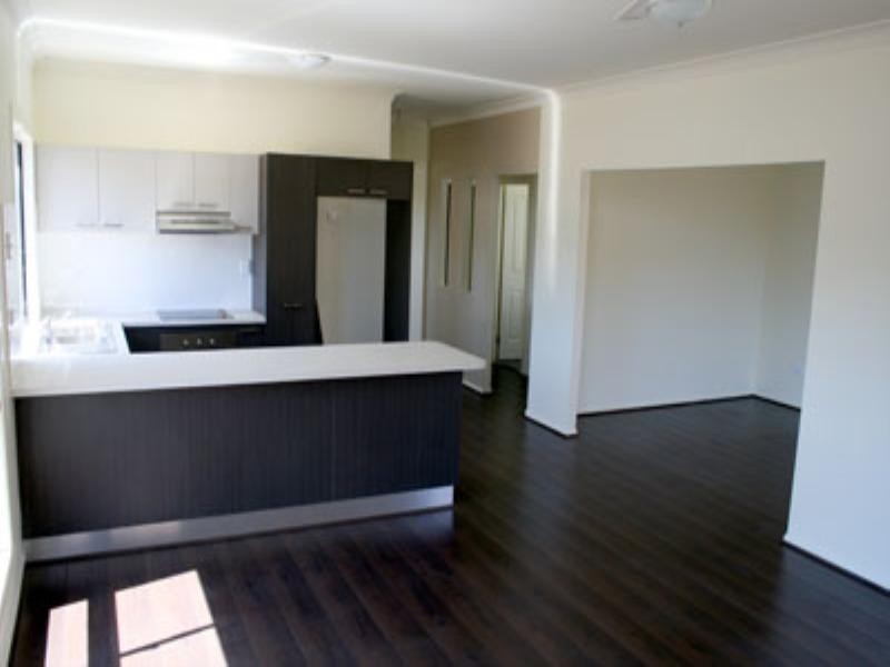 7 Park Edge Drive, Springfield Lakes QLD 4300