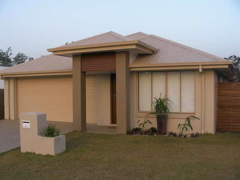 On Coolibah Close, Springfield Lakes QLD 4300