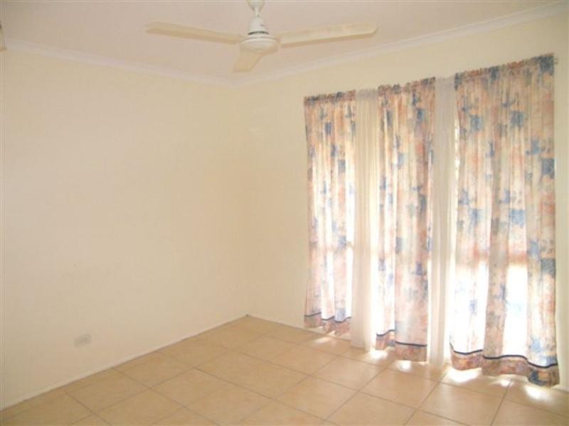 1 Roy Lane, Camira QLD 4300