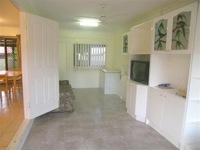 1 Roy Lane, Camira QLD 4300