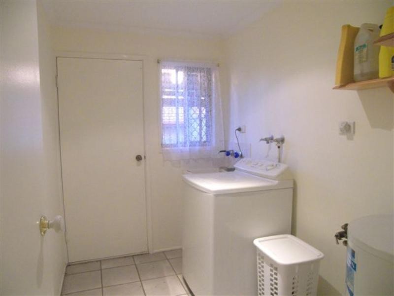 1 Roy Lane, Camira QLD 4300