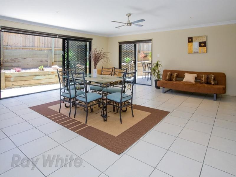 35 Parkview Drive, Springfield Lakes QLD 4300