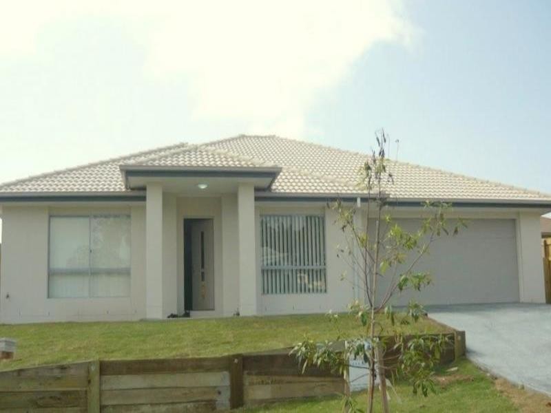 On Cottonwood Crescent, Springfield Lakes QLD 4300