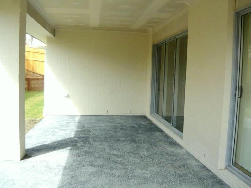 On Cottonwood Crescent, Springfield Lakes QLD 4300