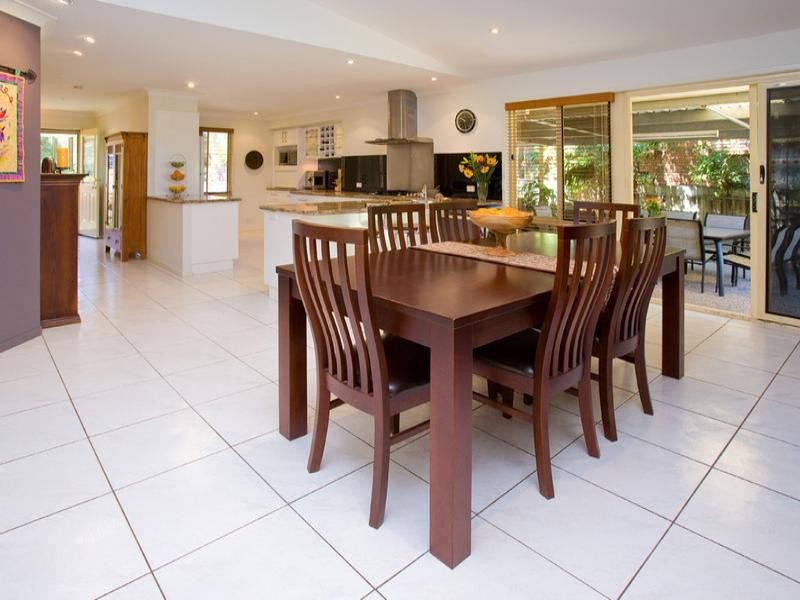 Camira QLD 4300