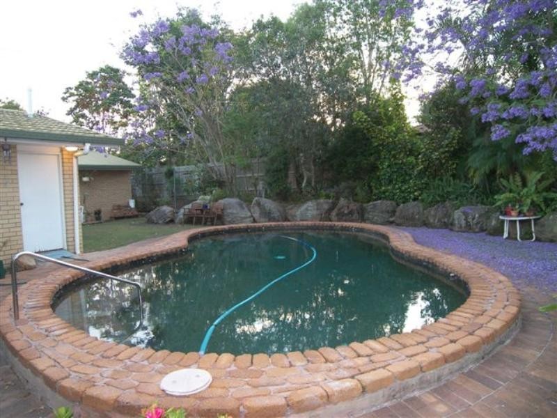 Camira QLD 4300