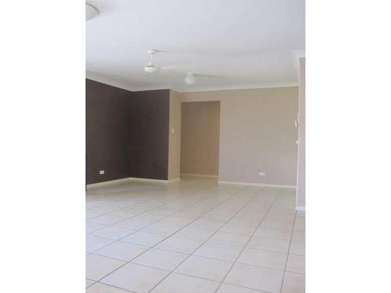 On Lakeside Avenue, Springfield Lakes QLD 4300