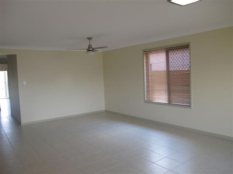 On Carnarvon Avenue, Springfield Lakes QLD 4300