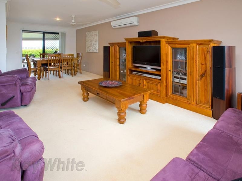 1 Lyons Court, Springfield QLD 4300