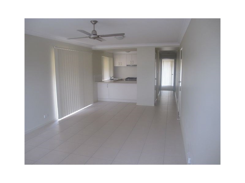 8 Talisker Street, Springfield Lakes QLD 4300