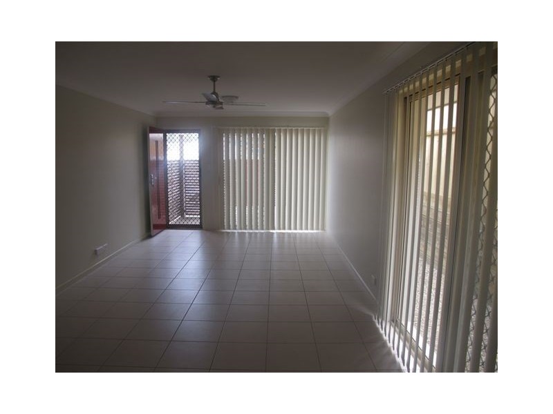 8 Talisker Street, Springfield Lakes QLD 4300