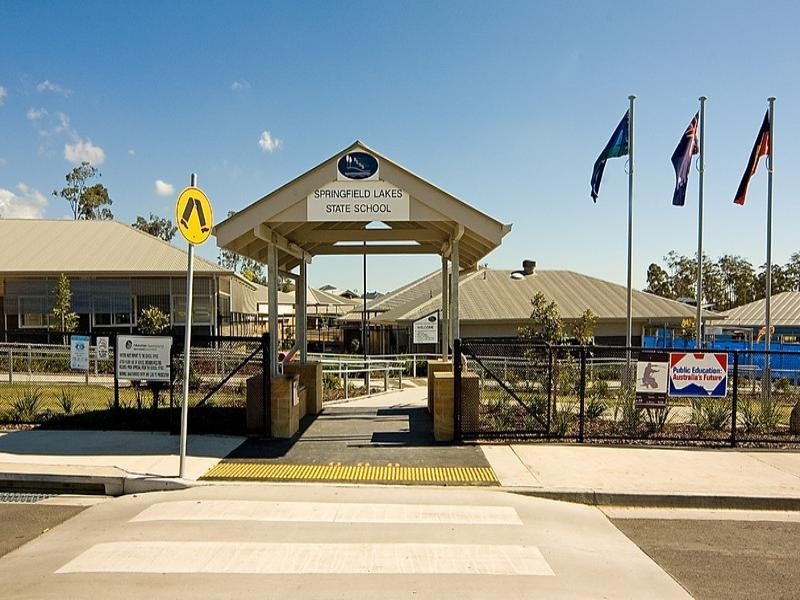6 Cruiser Close, Springfield Lakes QLD 4300