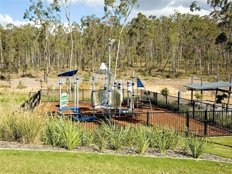 6 Cruiser Close, Springfield Lakes QLD 4300