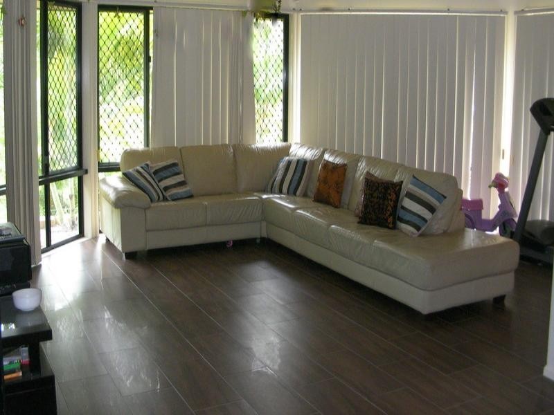 On Oakbar Close, Springfield QLD 4300