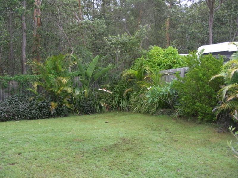 On Maple Avenue, Camira QLD 4300