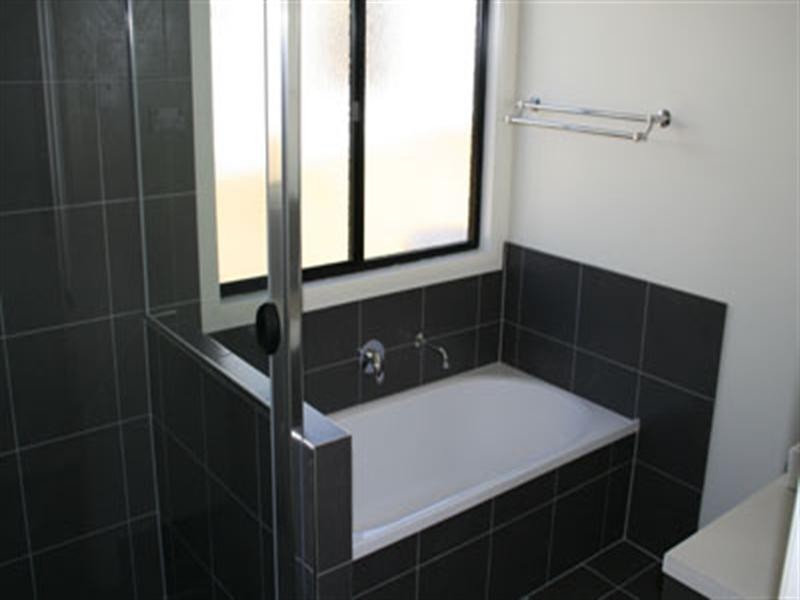 7 Park Edge Drive, Springfield Lakes QLD 4300