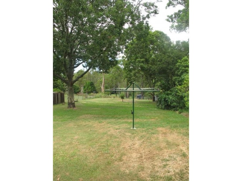 On Hayes Avenue, Camira QLD 4300